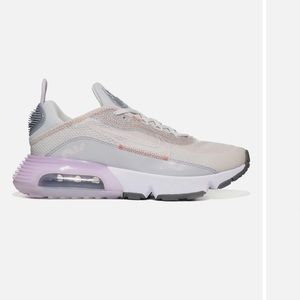 Nike Air Max shoes. Size 39.